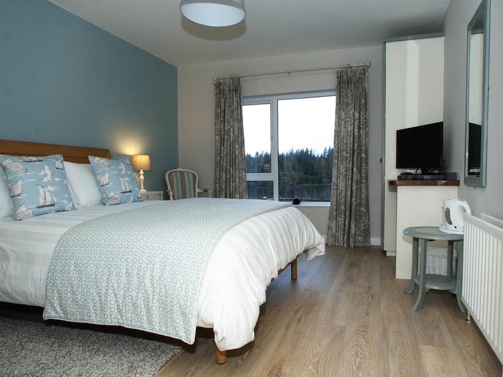 Bunlin Bay House Bed & Breakfast Milford Oda fotoğraf